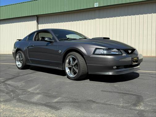 Gray 2004 Ford Mustang Mach I