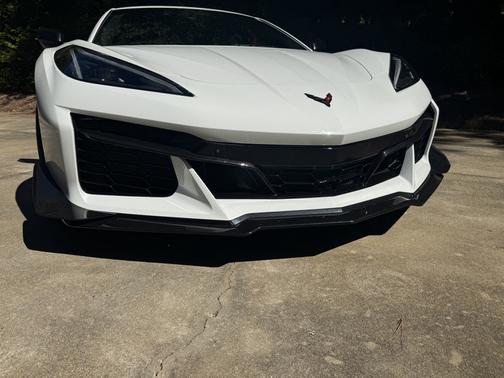 White 2024 Chevrolet Corvette Z06 w/2LZ