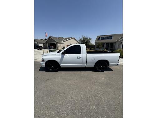 2005 Dodge Ram 1500 ST