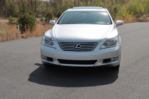 2010 Lexus LS 460 Base