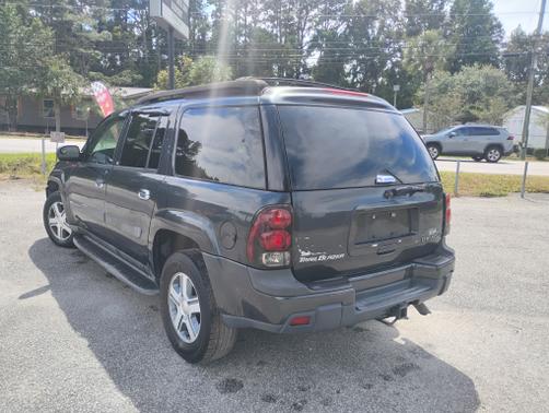 2004 Chevrolet TrailBlazer EXT LS