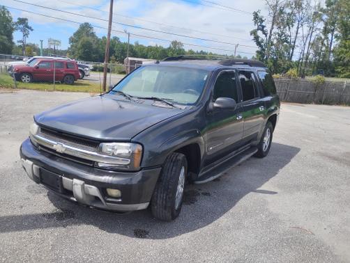 2004 Chevrolet TrailBlazer EXT LS