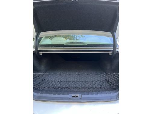 Photo 5 of 6 of 2010 Buick Lucerne CXL