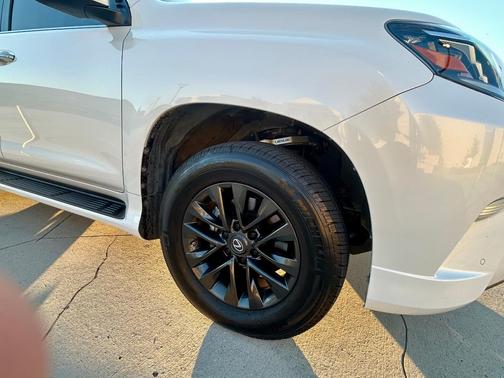 White 2020 Lexus GX 460 Premium