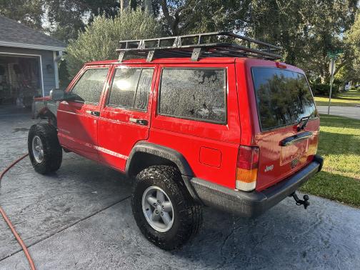 1997 Jeep Cherokee SE