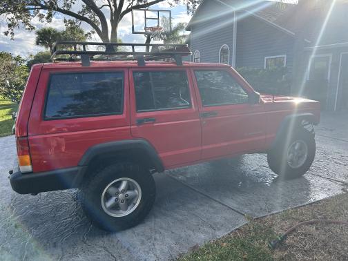 1997 Jeep Cherokee SE