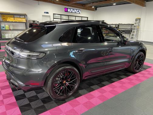 2022 Porsche Macan GTS