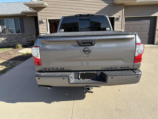 2019 Nissan Titan SV