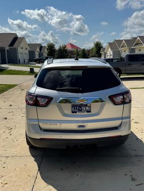 Silver 2017 Chevrolet Traverse 2LT