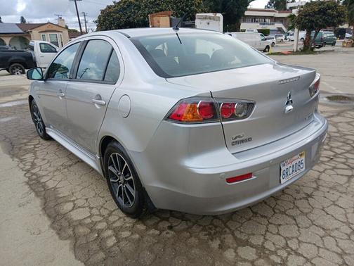 2017 Mitsubishi Lancer ES
