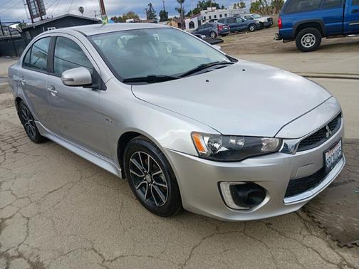 2017 Mitsubishi Lancer ES