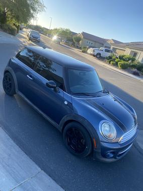 2011 MINI Cooper Base