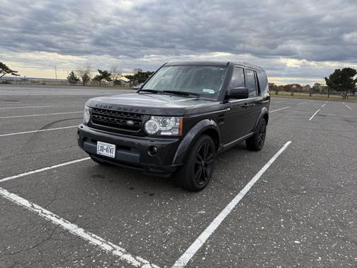 2013 Land Rover LR4 Lux
