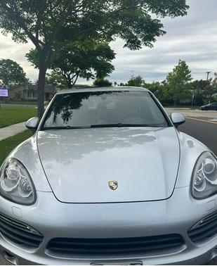 Silver 2013 Porsche Cayenne Cayenne S