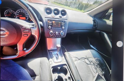 White 2012 Nissan Altima 2.5 SL