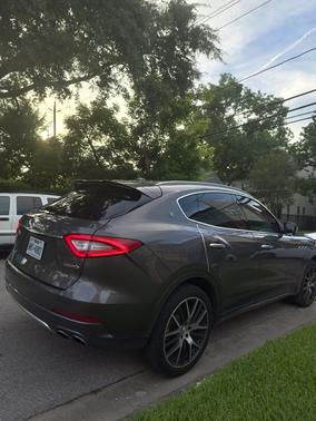 2017 Maserati Levante Base