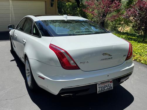 2016 Jaguar XJ XJL Portfolio