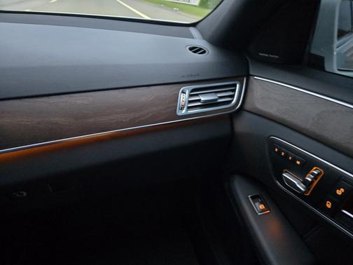 2014 Mercedes-Benz E-Class E 550 4MATIC