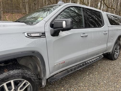 Gray 2025 GMC Sierra 1500 AT4
