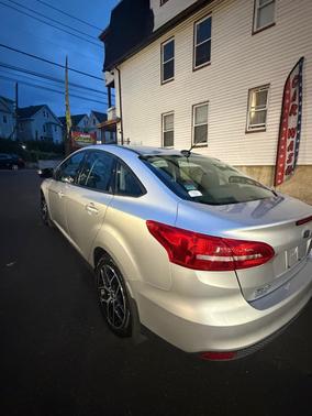 Silver 2018 Ford Focus SE