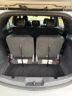 Silver 2016 Ford Explorer XLT
