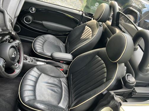 White 2013 MINI Roadster Cooper S