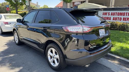 2015 Ford Edge SE