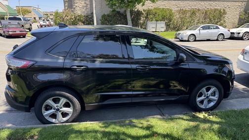 2015 Ford Edge SE