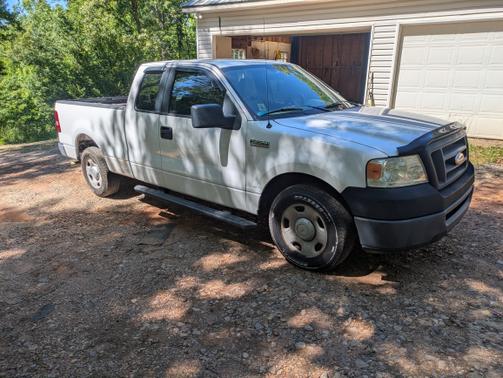 White 2008 Ford F-150 XL SuperCab
