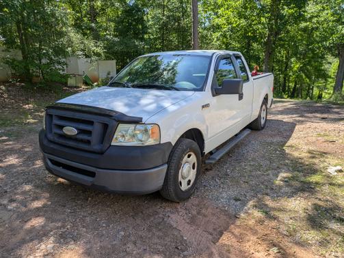 White 2008 Ford F-150 XL SuperCab