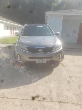 Gray 2014 Kia Sorento EX