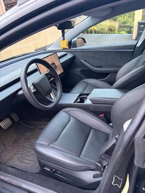Gray 2024 Tesla Model 3 Long Range