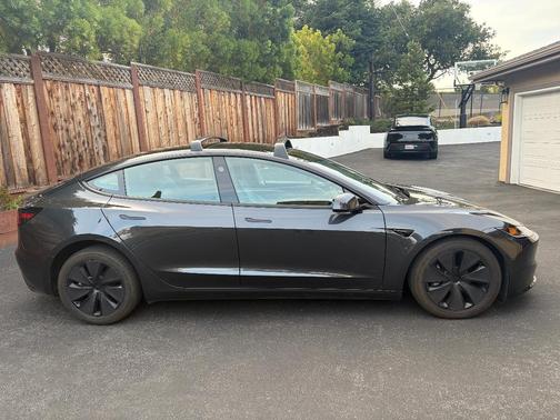 Gray 2024 Tesla Model 3 Long Range