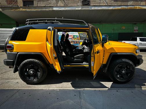 2009 Toyota FJ Cruiser Base