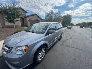Silver 2016 Dodge Grand Caravan SXT