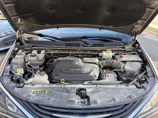 2018 Chrysler Pacifica Hybrid Touring L