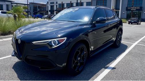 2022 Alfa Romeo Stelvio Veloce