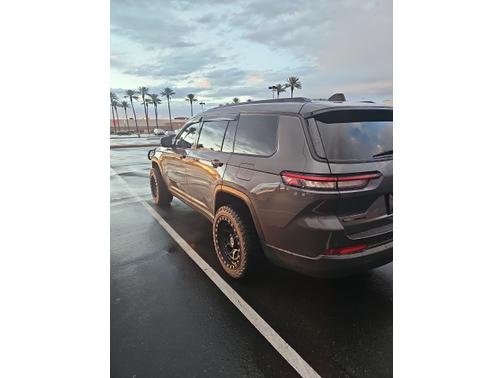 2022 Jeep Grand Cherokee L Altitude
