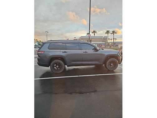 2022 Jeep Grand Cherokee L Altitude