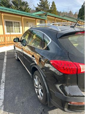 2017 INFINITI QX50 Base