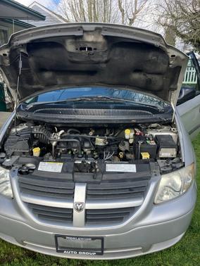 2005 Dodge Grand Caravan SE