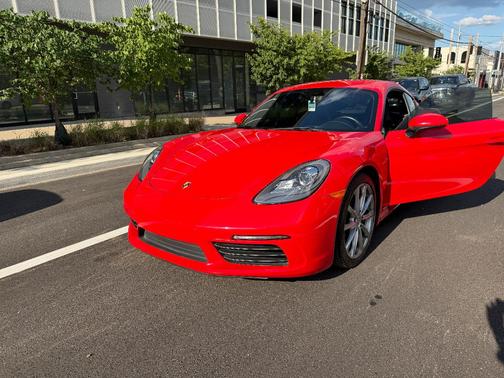 Red 2018 Porsche 718 Cayman 718 Cayman