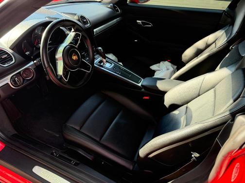 Red 2018 Porsche 718 Cayman 718 Cayman