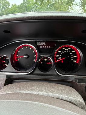 White 2015 GMC Acadia Denali