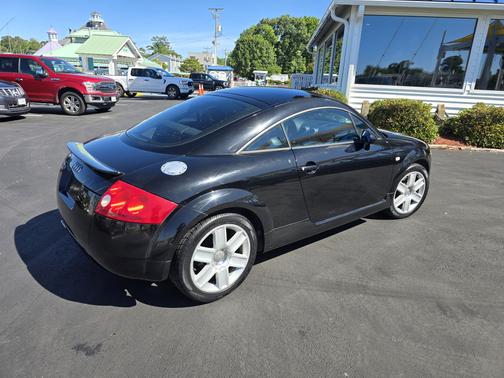 2003 Audi TT quattro