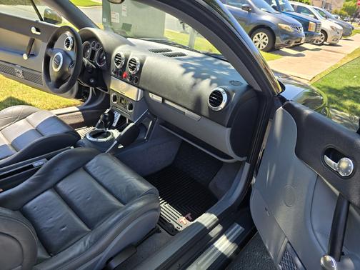 2003 Audi TT quattro