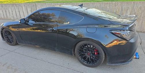 2011 Hyundai Genesis Coupe 2.0T R-Spec