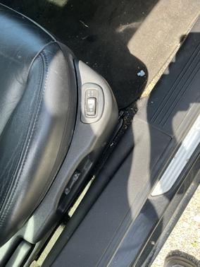 Black 2007 Saturn Aura XR