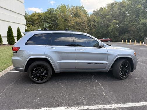 2021 Jeep Grand Cherokee Laredo X