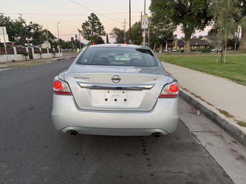 Silver 2015 Nissan Altima 2.5 S
